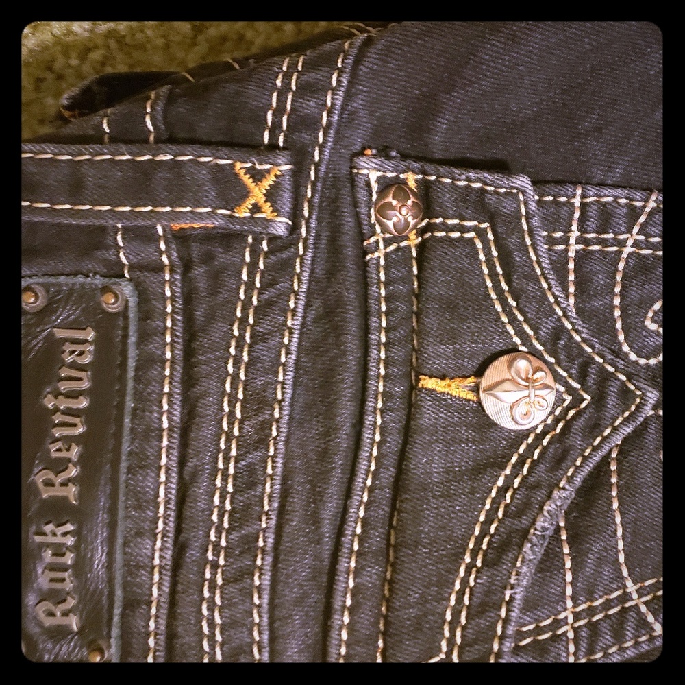 Rock revivals size 25